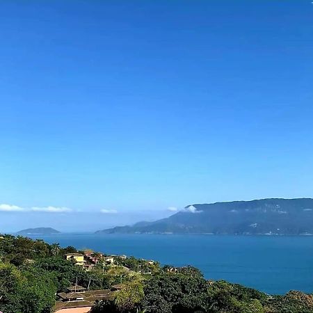 Bangalô duplex, vista para o mar, Yacamim, Praia do Curral, Ilhabela Exterior foto