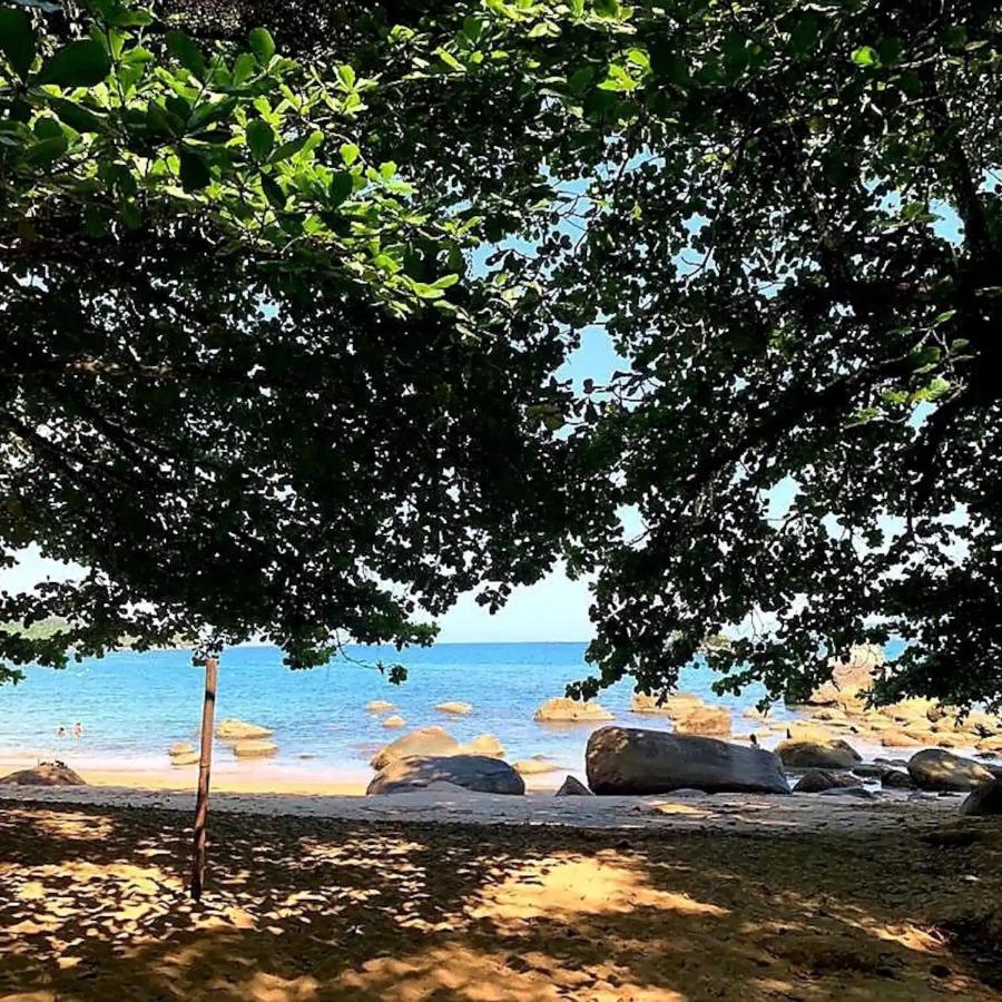 Bangalô duplex, vista para o mar, Yacamim, Praia do Curral, Ilhabela Exterior foto