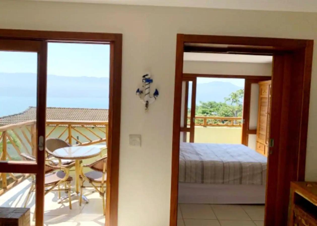 Bangalô duplex, vista para o mar, Yacamim, Praia do Curral, Ilhabela Exterior foto