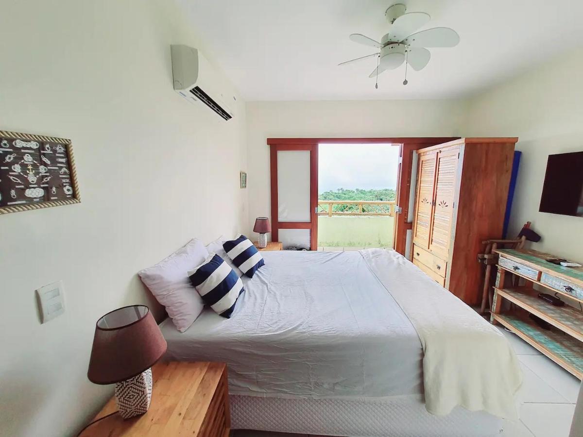 Bangalô duplex, vista para o mar, Yacamim, Praia do Curral, Ilhabela Exterior foto