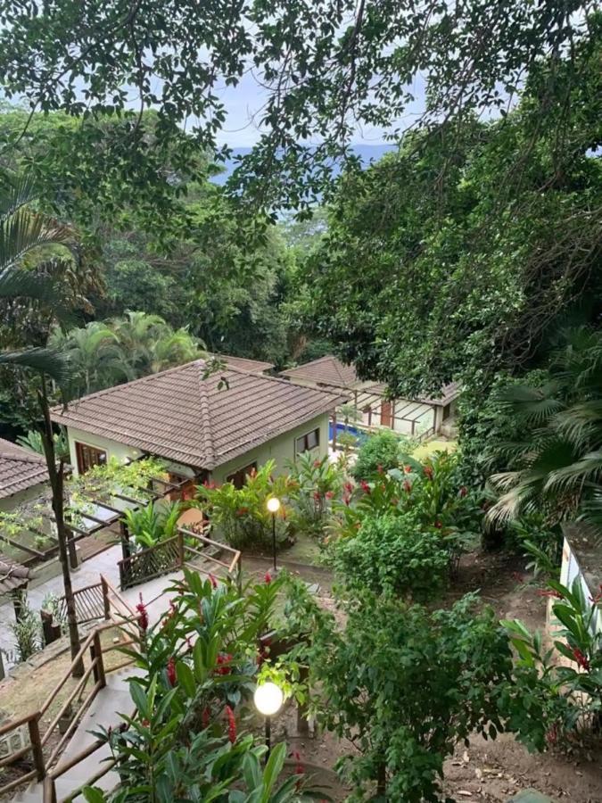 Bangalô duplex, vista para o mar, Yacamim, Praia do Curral, Ilhabela Exterior foto