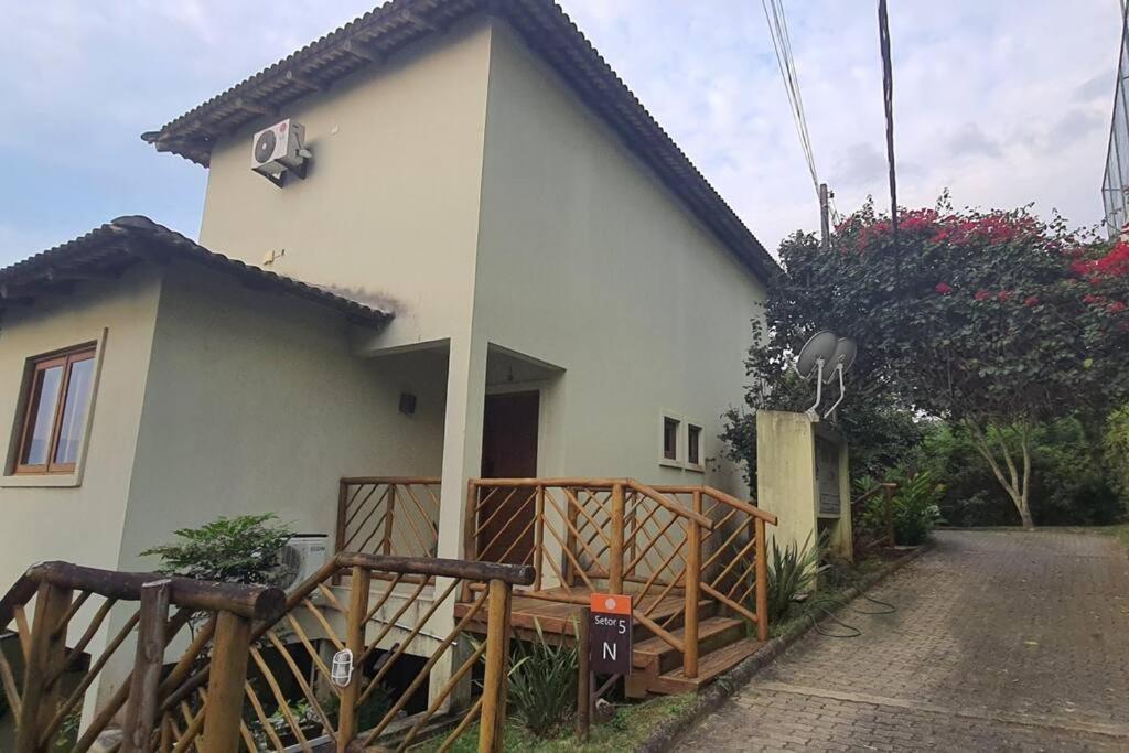 Bangalô duplex, vista para o mar, Yacamim, Praia do Curral, Ilhabela Exterior foto